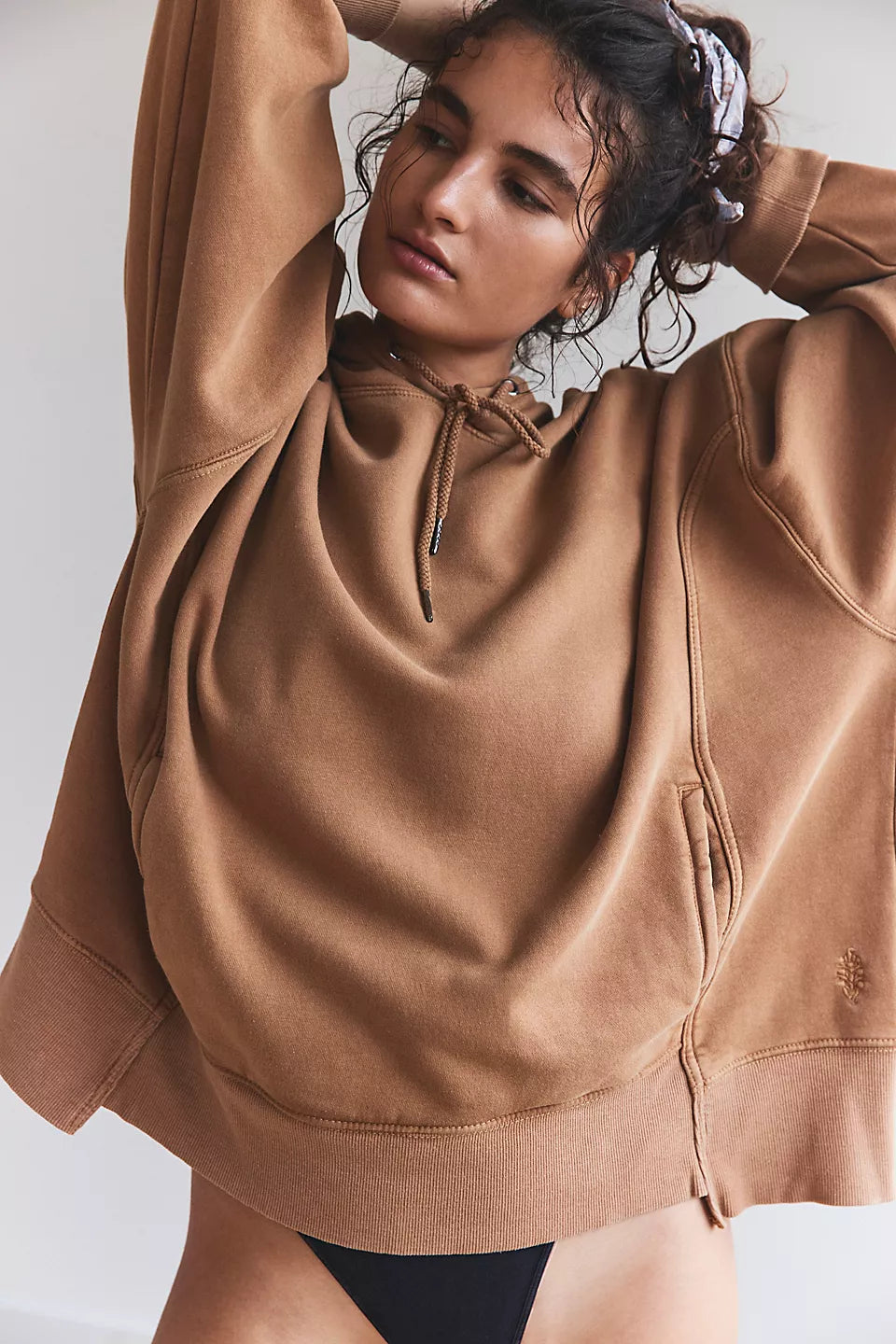 Can't Miss minimaFree People Sprint To The Finish Hoodie - CAMEL