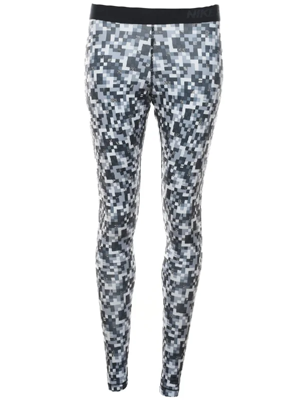 Season Finale Sale outdoor coatNike Workout Pants - W24 L28