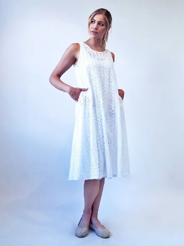 Closeout fitted dressfitted dressDress de L' ange