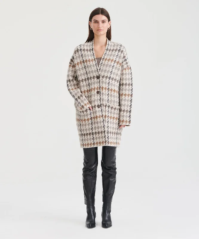 Can't Be Beat oversized trench coatLuxe Houndstooth Jacquard Coat