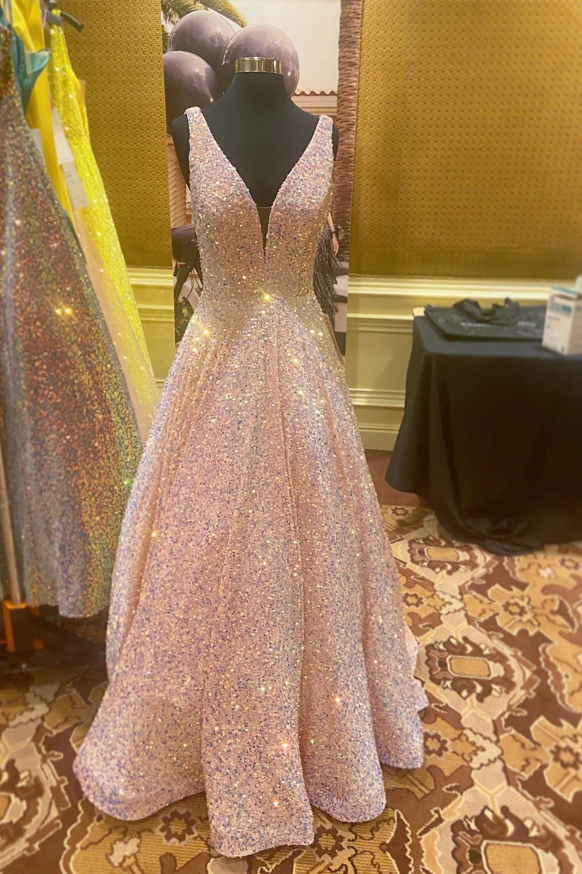Price Fest relaxed fit dressrelaxed fit dressSequins A-Line V-Neck Sleeveless Empire Party Prom Dress