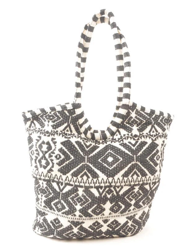 Deal Alert sporty outerwearBlack & White Patterned Tapestry Bag - M
