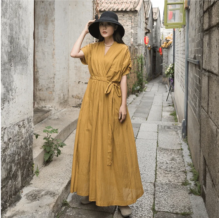 Take Advantage high-waisted dresshigh-waisted dressSimple silhouette V-neck drawstring dress Take Advantage high-waisted dresshigh-waisted dressSimple silhouette V-neck drawstring dress