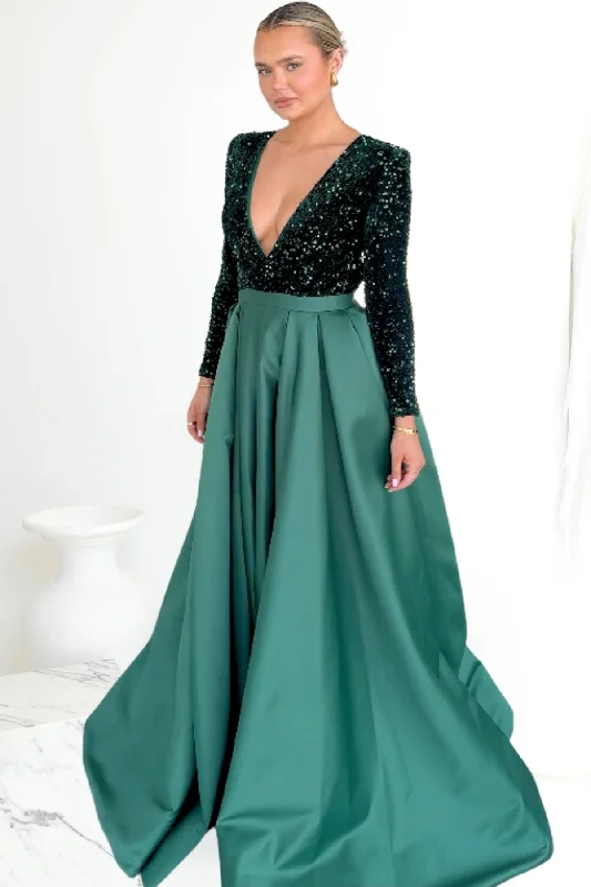 Overstock oversized dressoversized dressLIA STUBLLA Veronica Gown (Emerald)
