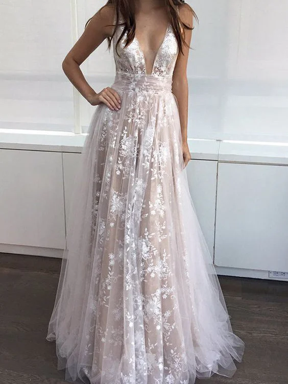 Online Specials Sexy Prom Dresses Straps Appliques Tulle Long Prom Dress/Evening Dress JKL058