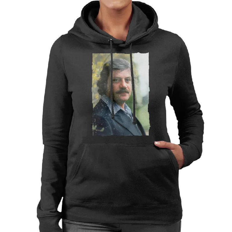 Exclusive Offers chic workout hoodieTV Times Actor Oliver Reed 1978 Women's Hooded Sweatshirt