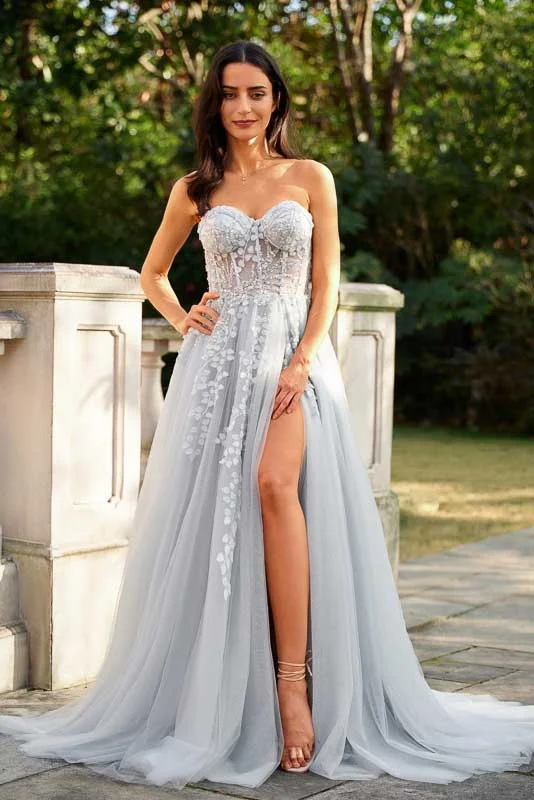 Limited Stock Beautiful A-Line/Princess Tulle Applique Sweetheart Sleeveless Court Train Long Prom Dresses GJS912