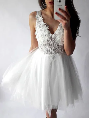 Deal Alert White Sexy Homecoming Dress V-neck Appliques Short Prom Dress Party Dress JKS070