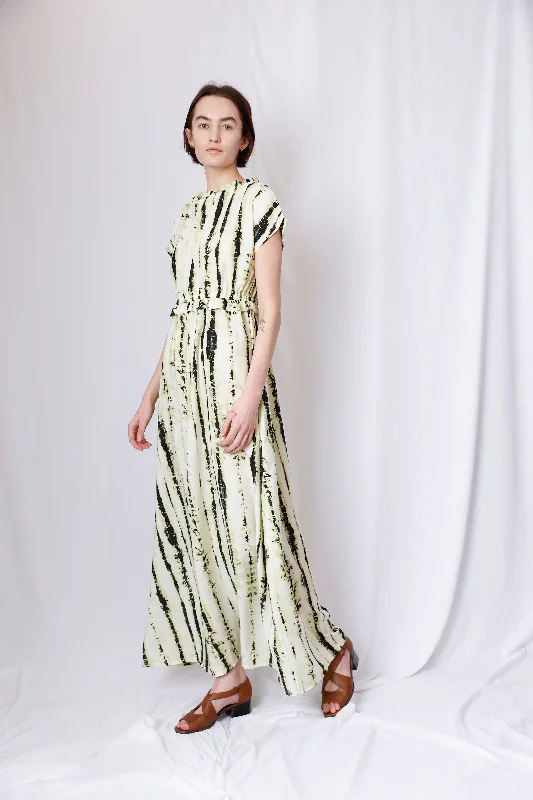Flash Sale knit dressknit dressRUFFLE SHORT SLEEVE MAXI DRESS