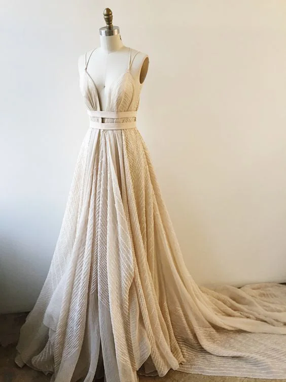Reduced Prices Chic Prom Dresses A-line Spaghetti Straps Tulle Long Prom Dress/Evening Dress JKL456