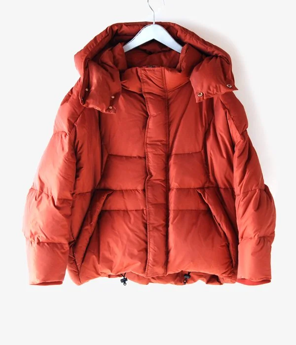Early Access zip-up jacketMAISON EUREKA/PUFFER DOWN JACKET IS THE BEST (BRICK)